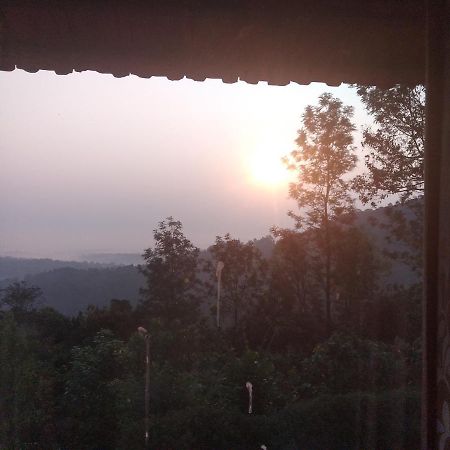 Abiyal Mountain Stay Мадикери Экстерьер фото
